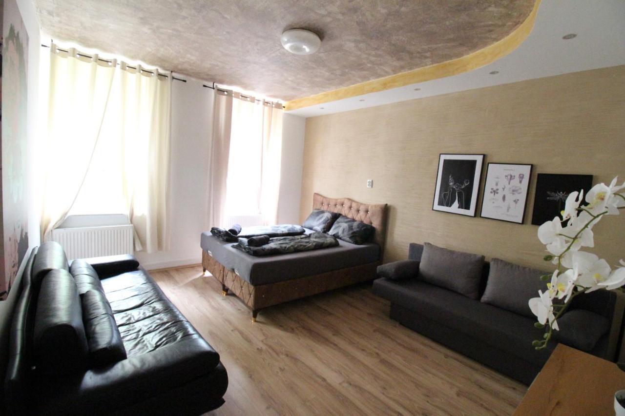 Family Quad Room Rf Wien Exteriör bild